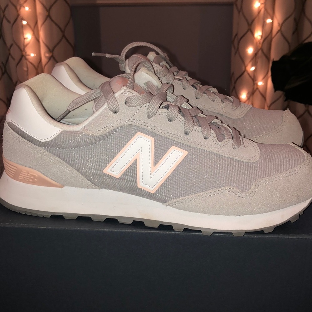 New balance shoes